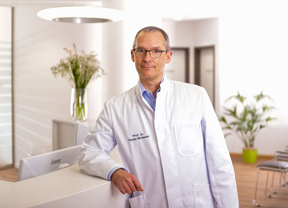 Portraitfoto von Prof. Dr. med. Florian Birnbaum